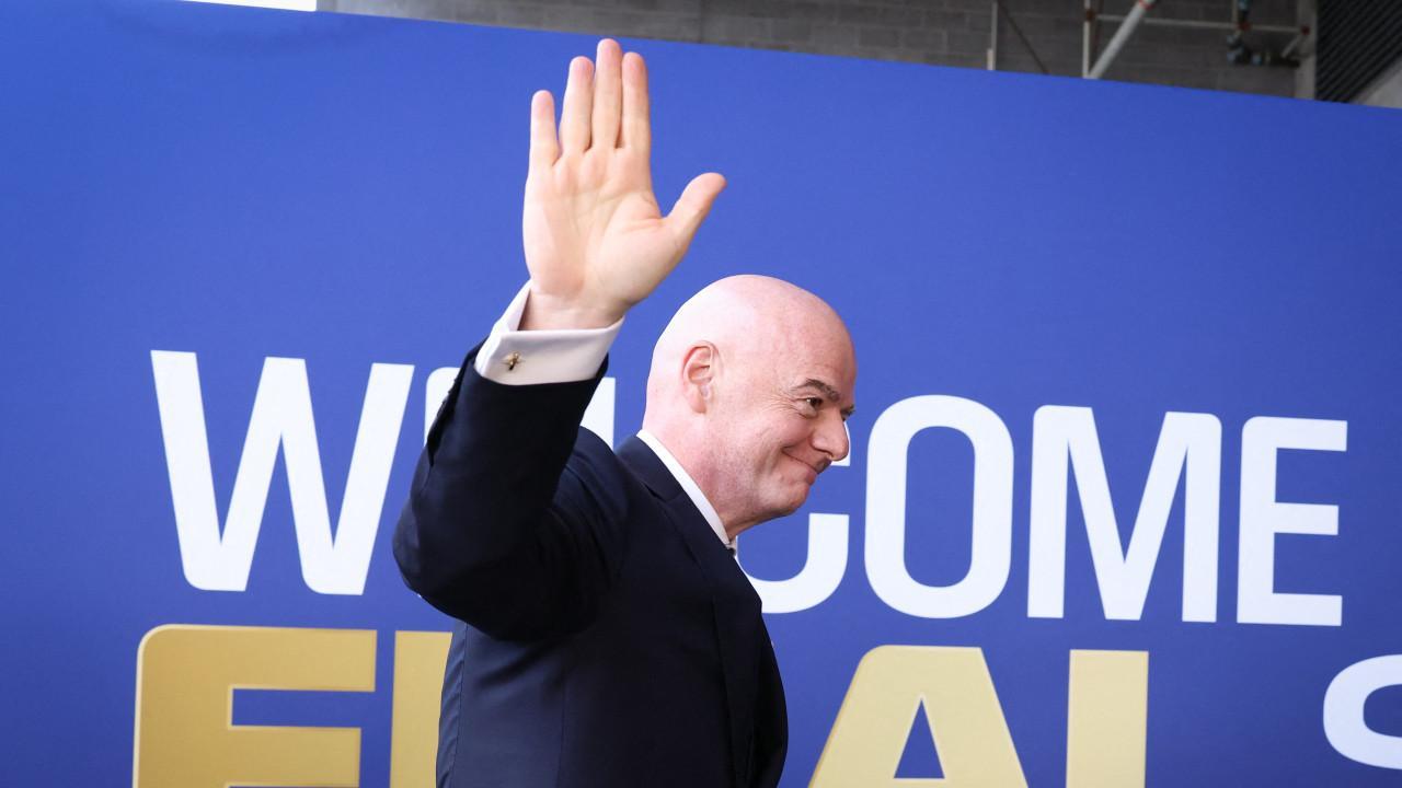 Gianni Infantino steht unter Kritik. © APA/AFP/Archivbild / CHARLY TRIBALLEAU