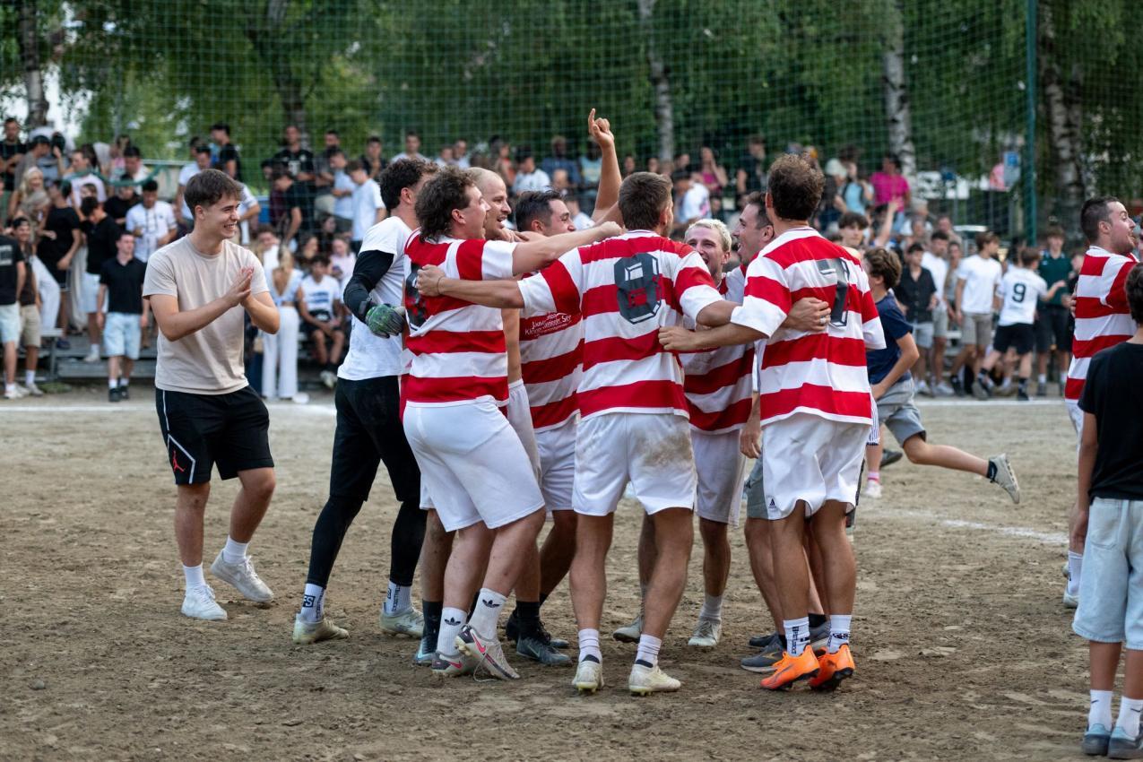 Großer Jubel bei den Montiggler Strategen © Livestyle Agency/Jana Rizzoli
