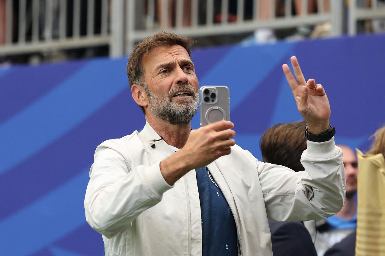 Hat bei der WM sichtlich Spaß: Jürgen Klopp © APA / ALEXANDER HASSENSTEIN