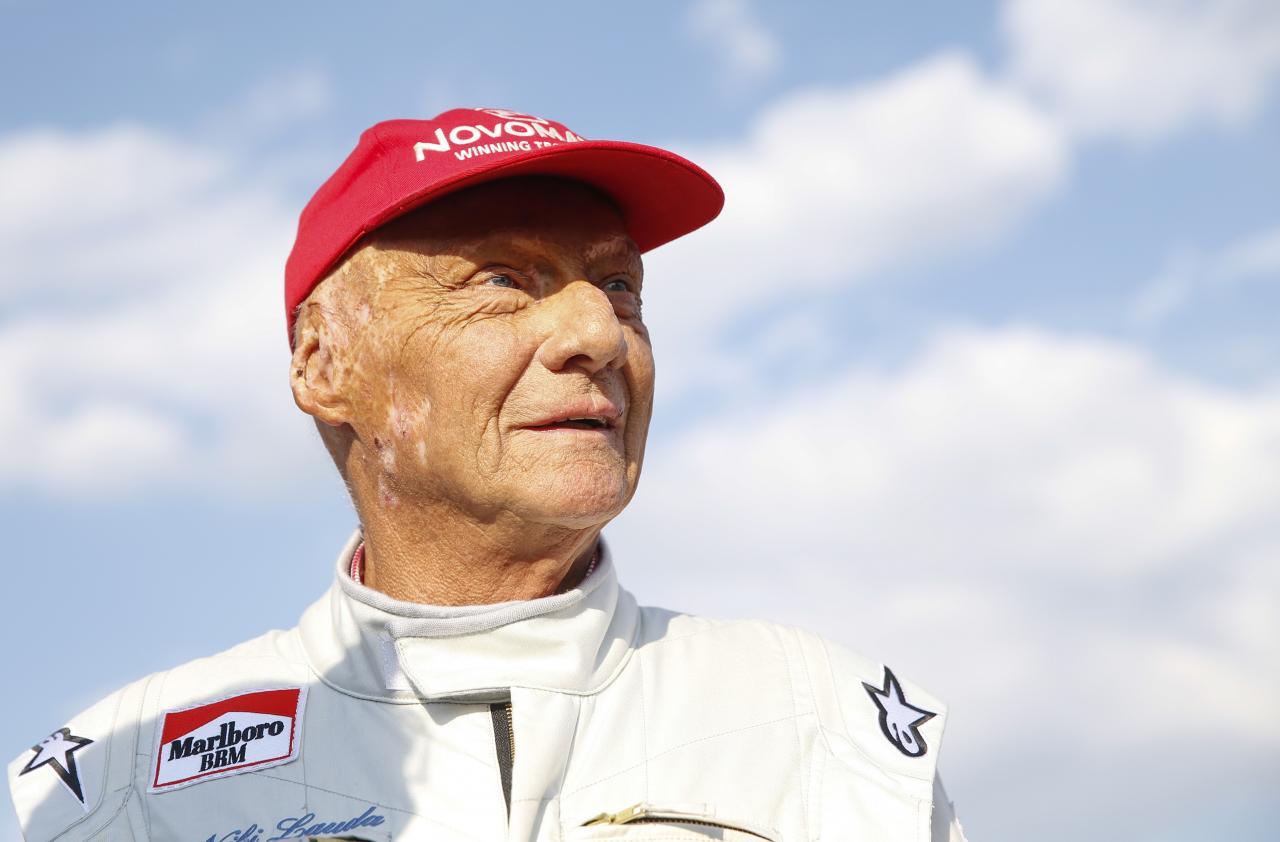Niki Lauda hat einen schrecklichen Unfall überlebt. © APA / ERWIN SCHERIAU