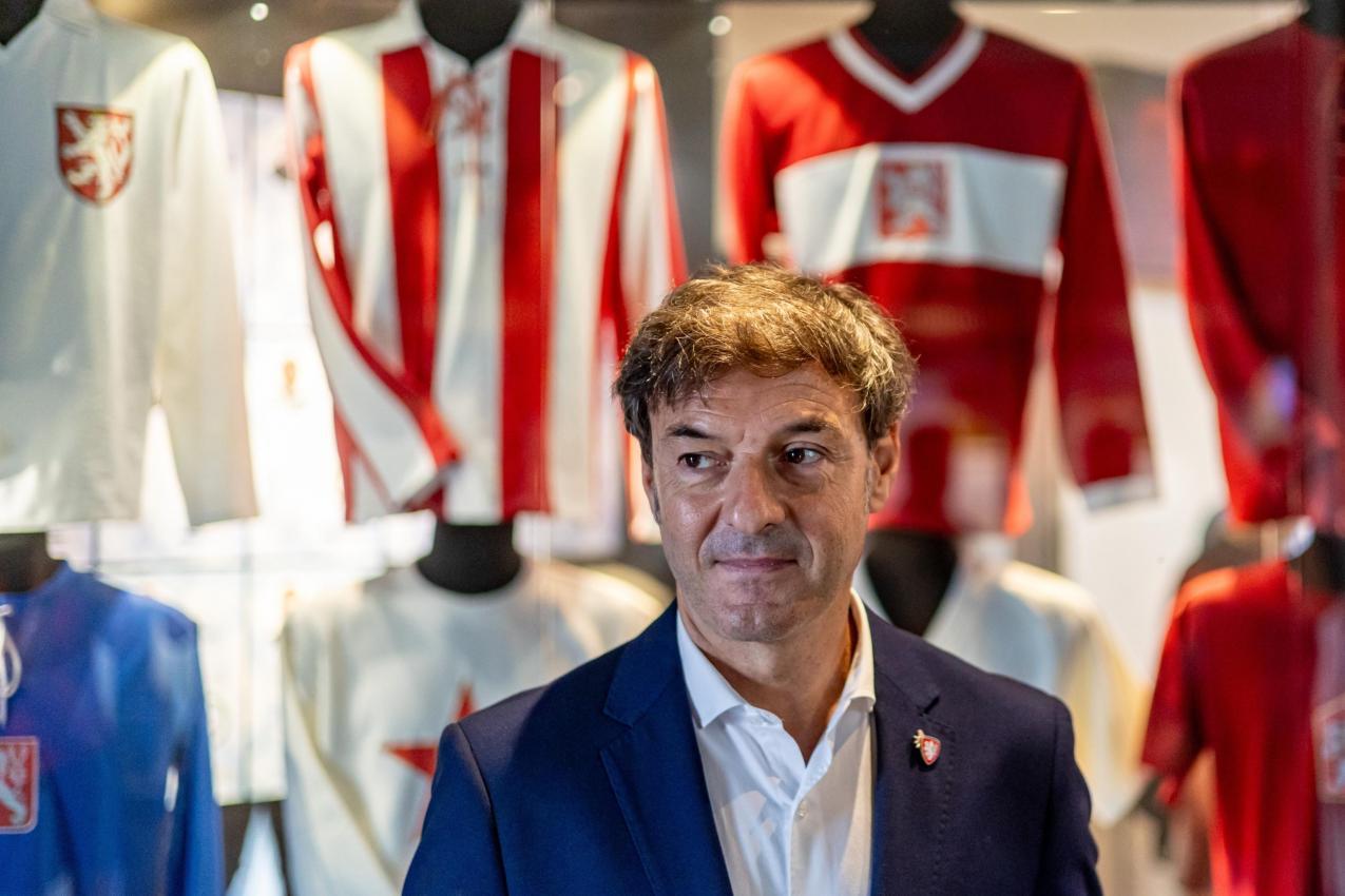 Noch nie führte ein Ausländer das tschechische Nationalteam als Trainer an. © ANSA / MARTIN DIVISEK
