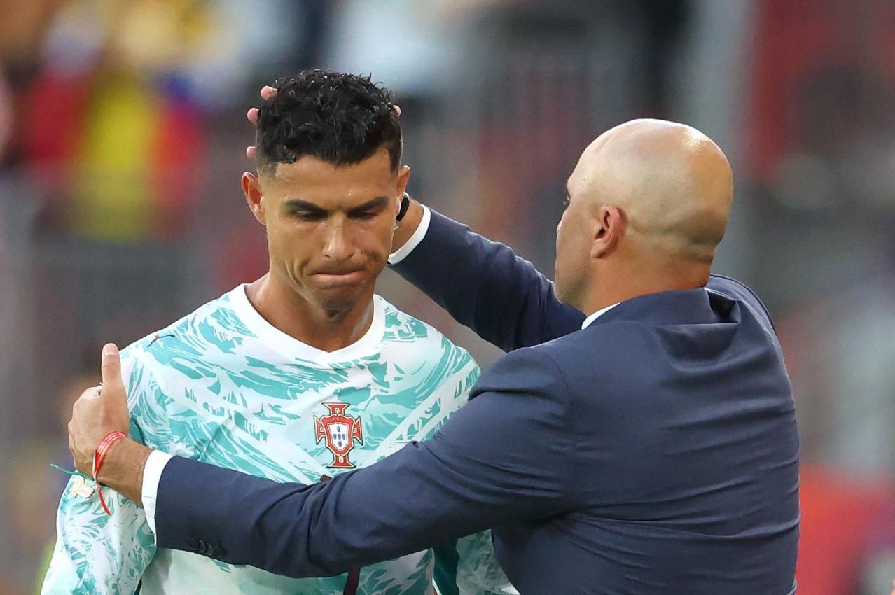 Stimmt bei Portugal wegen Cristiano Ronaldo die Harmonie nicht? © APA/afp / COLE BURSTON
