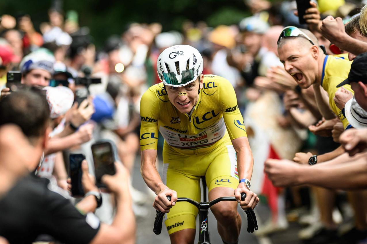 Tadej Pogacar ist der Champion der Radwelt. © APA/afp / LOIC VENANCE