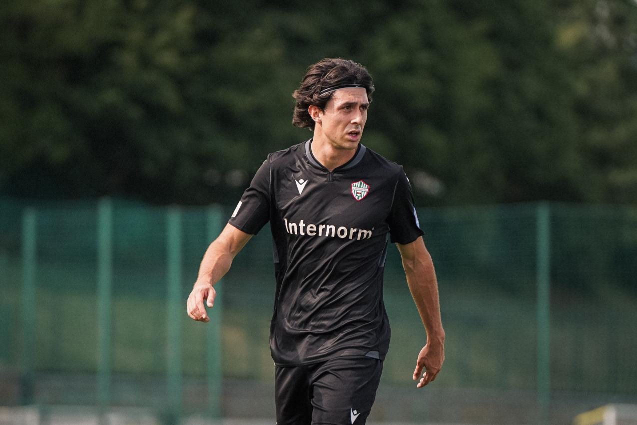 Alessandro Bertuolo und Virtus Bozen spielen in Kreis C. © T. Debelyak