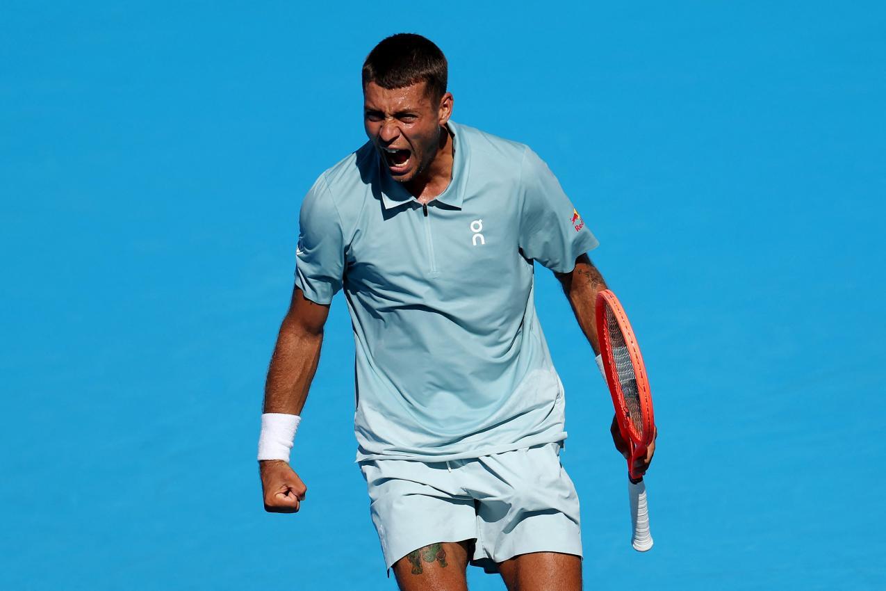 Flavio Cobolli ist gut drauf und steht in Cincinnati im Halbfinale. © APA / EMILEE CHINN