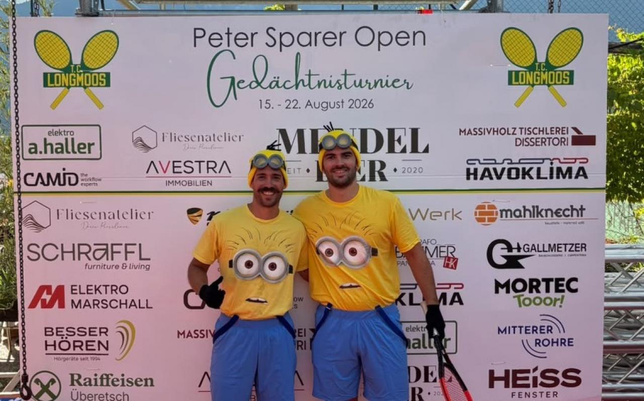Kuriose Outfits sind bei den Sparer Open Tradition.