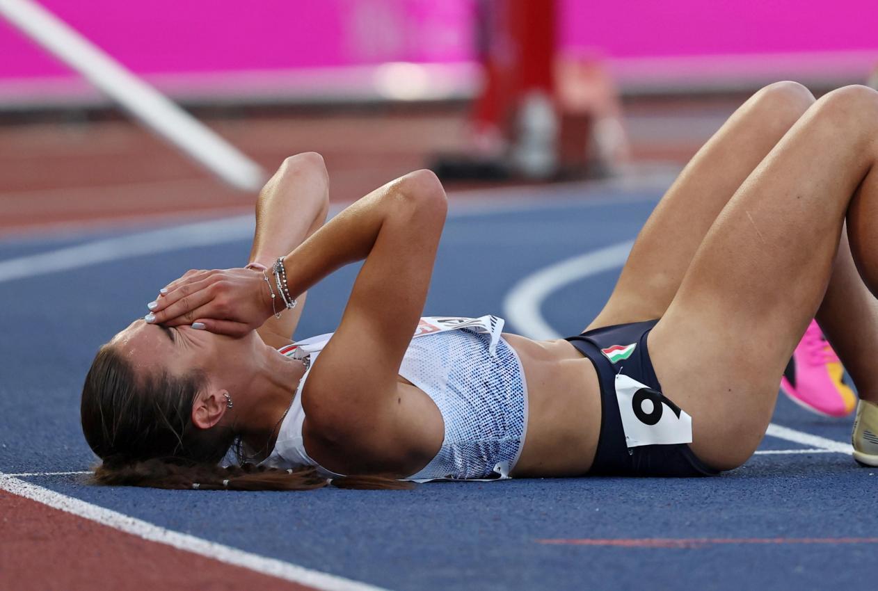 Nadia Battocletti holte erneut Gold über 5.000 Meter. © ANSA / ADAM VAUGHAN