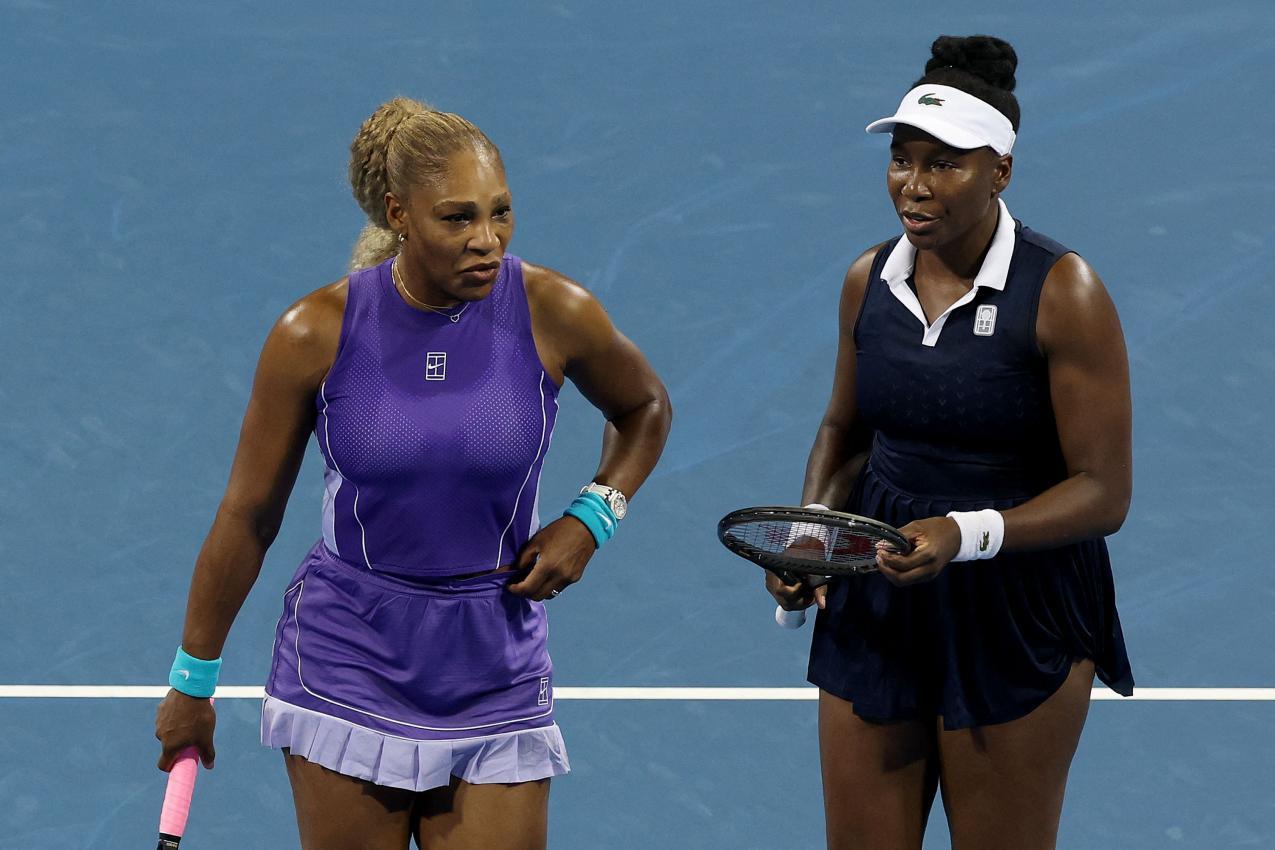 Ob Serena und Venus Williams (r.) bei den US Open im Doppel gemeinsam antreten, ist noch offen. © APA / MATTHEW STOCKMAN