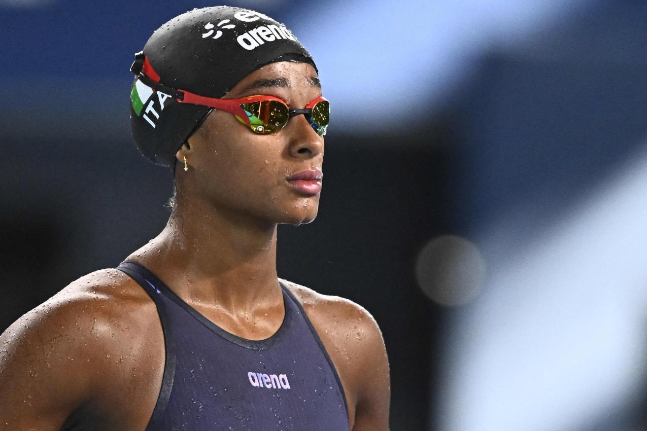 Sara Curtis führte Italien in der Staffel zu Bronze. © APA/afp / JULIEN DE ROSA