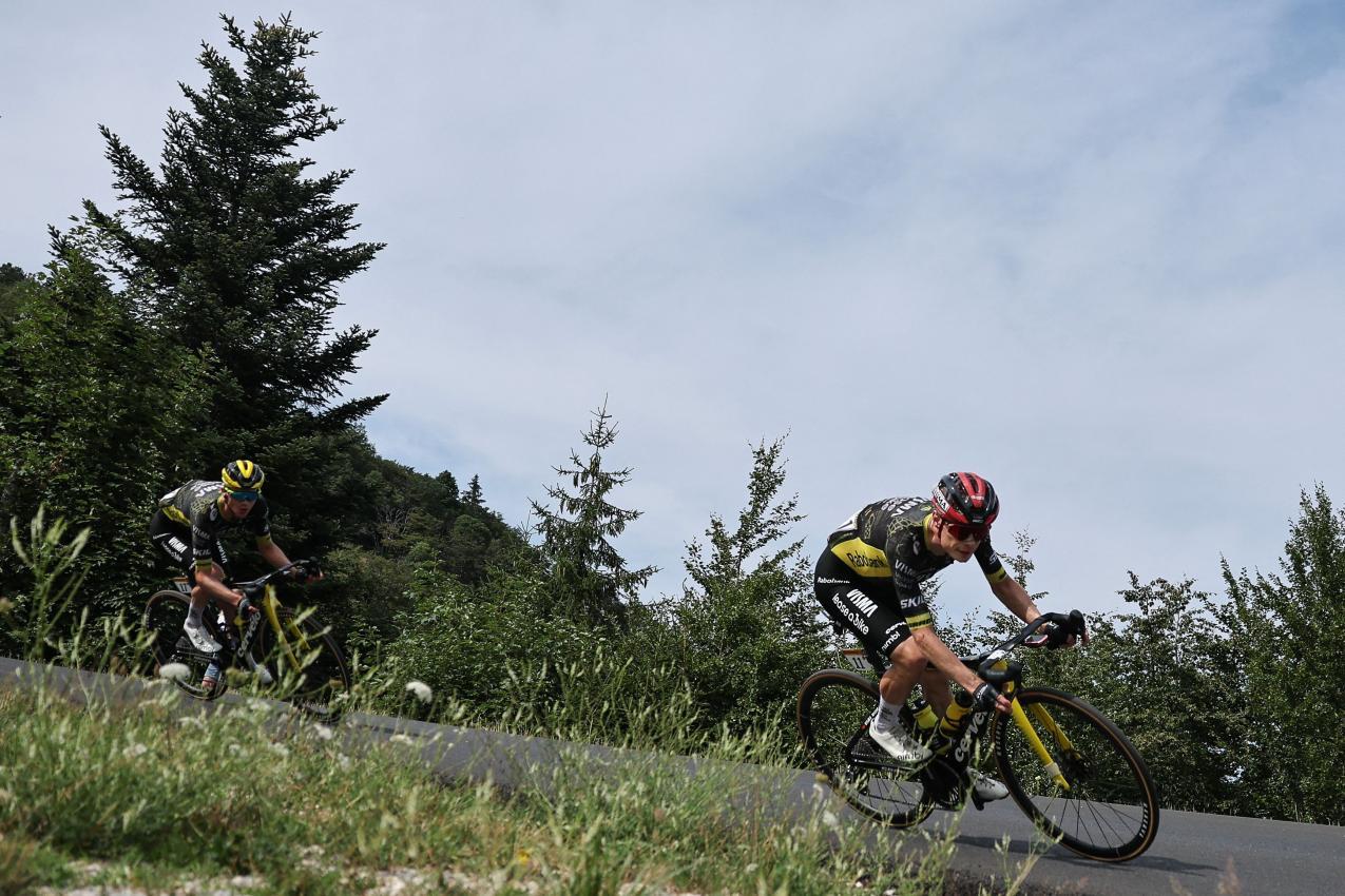 Vingegaard kam bei der Tour de France zu Sturz. © APA/afp / ANNE-CHRISTINE POUJOULAT