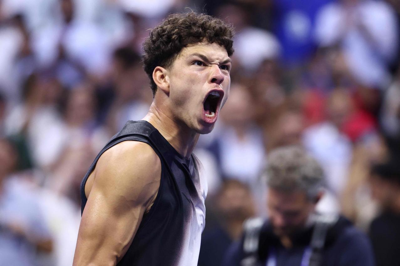 Ben Shelton steht im Halbfinale der US Open. © APA/afp / LEONARDO MUNOZ