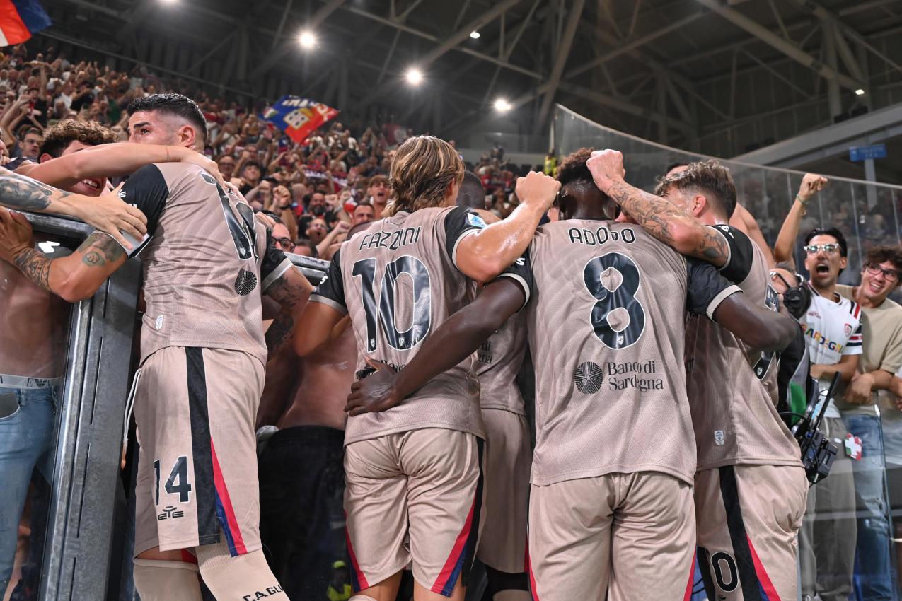 Cagliari eilt in der Serie A von Erfolg zu Erfolg. © ANSA / MICHELE MARAVIGLIA