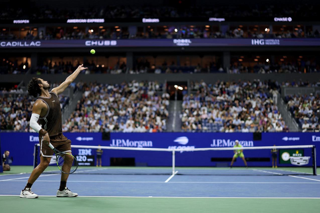 Carlos Alcaraz spielte gegen Jaime Faria teilweise groß auf. © APA / JULIAN FINNEY
