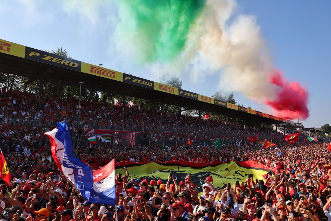Die Tifosi sorgten vor, während und nach dem Rennen für eine einzigartige Atmosphäre. © ANSA / ANNA SZILAGYI