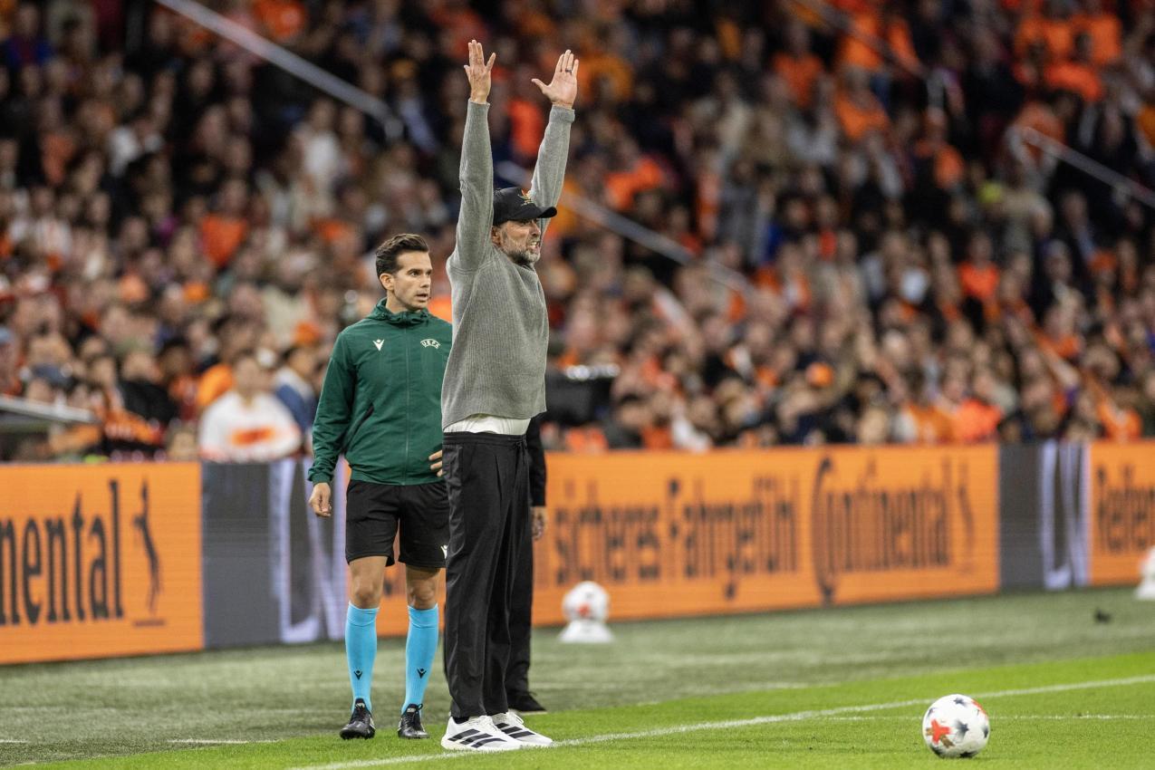 Klopp sorgte für Spektakel am Spielfeldrand. © ANSA / Koen Van Weel