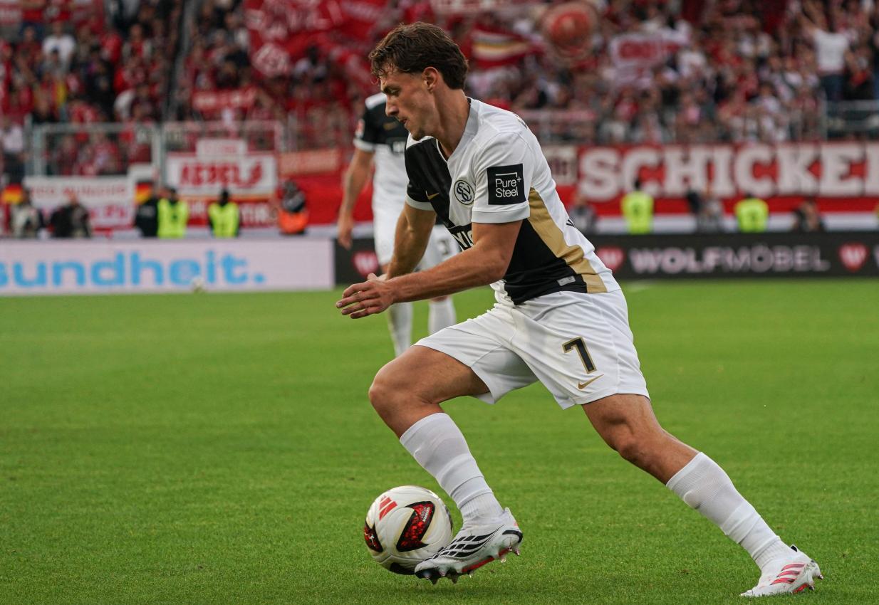 Maurice Krattenmacher erzielte den zwischenzeitlichen 1:1-Ausgleich. © APA/afp / ANDREAS SCHLICHTER