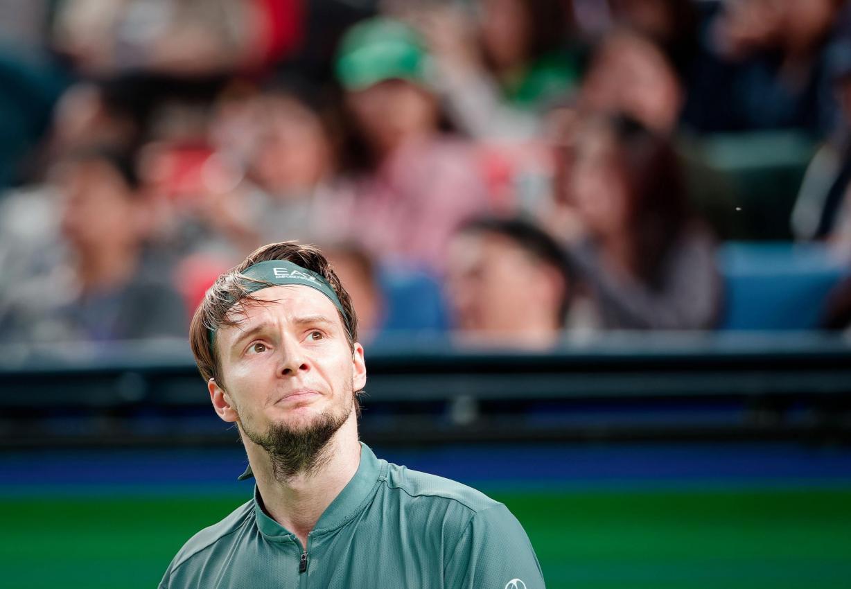 Alexander Bublik verlangte der künftigen Nummer 1 alles ab. © ANSA / ALEX PLAVEVSKI