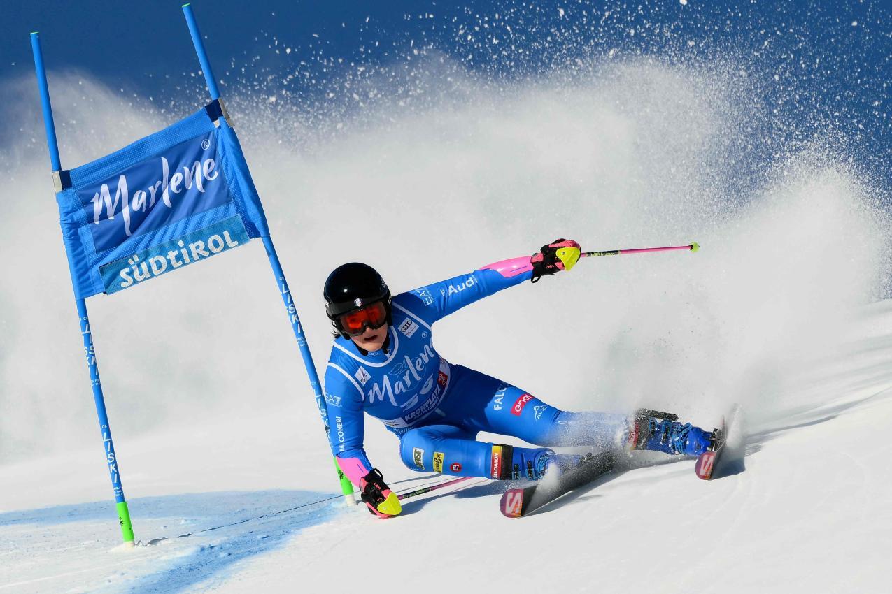 Anna Trocker fuhr beim Saisonfinale ihre ersten Weltcuppunkte ein – und das mit zwei Top-Ten-Platzierungen. © APA/afp / MARCO BERTORELLO