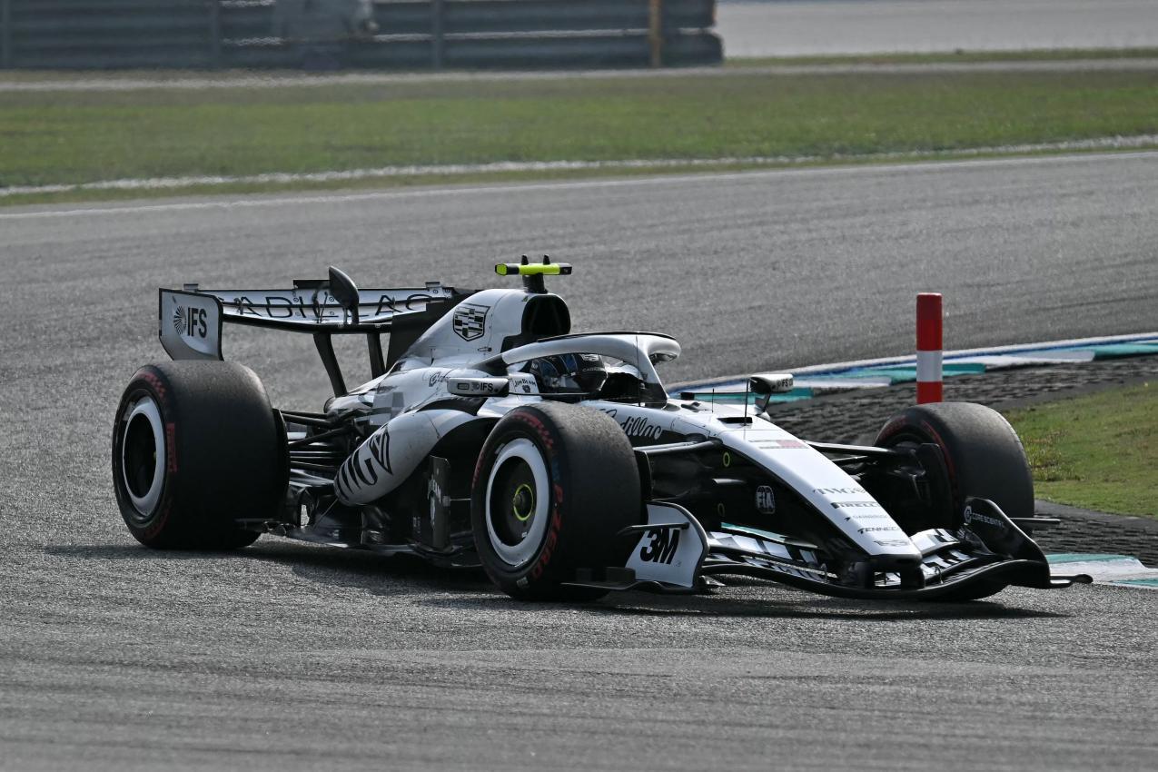 Normalerweise ist Valtteri Bottas in einem Formel-1-Wagen unterwegs. © APA/afp / LILLIAN SUWANRUMPHA