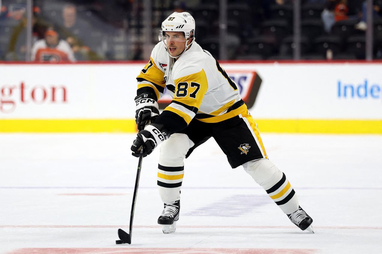Sidney Crosby ist seit vergangener Nacht der Rekord-Kapitän der NHL. © APA / EMILEE CHINN