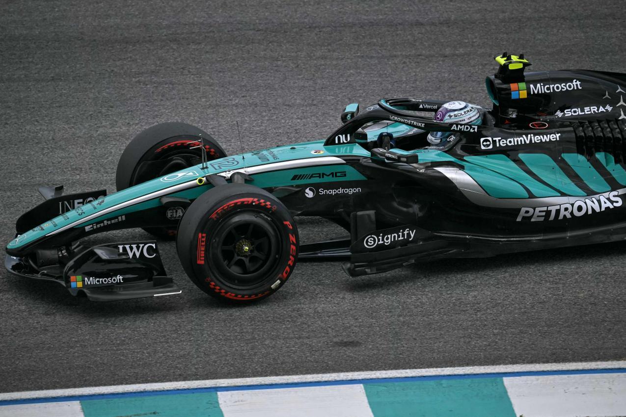 WM-Leader Kimi Antonelli startet von Position drei aus. © APA/afp / LILLIAN SUWANRUMPHA