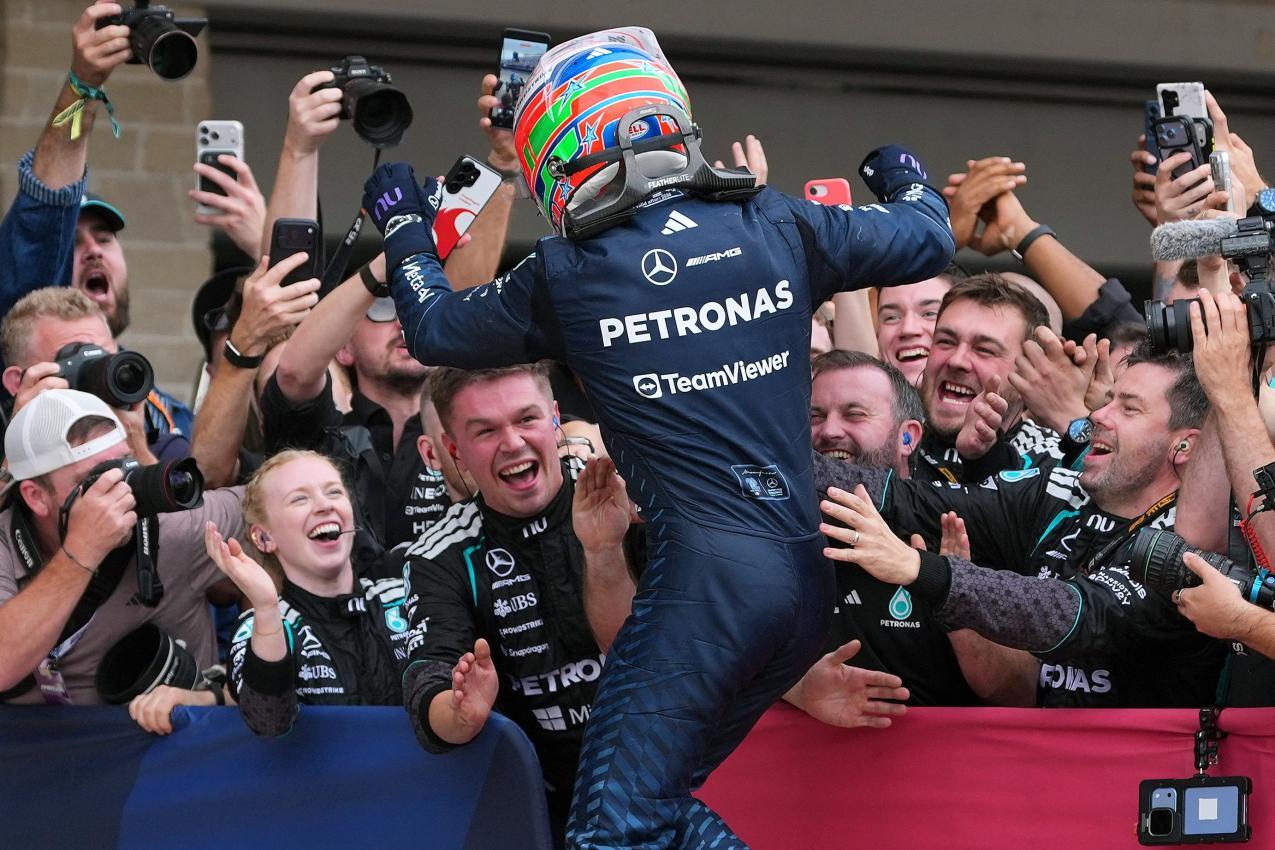 Wunderkind Antonelli wird gefeiert. © APA / SONA MALETEROVA