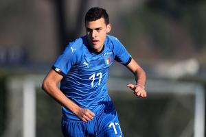 Lorenzo Sgarbi im Trikot der italienischen U18-Nationalmannschaft. © Getty Images Europe / Gabriele Maltinti