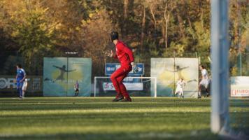 Brixen-Goalie Peter Weiss hatte alle Hände voll zu tun (Foto: det).