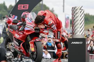 © ANSA / FRANCK ROBICHON