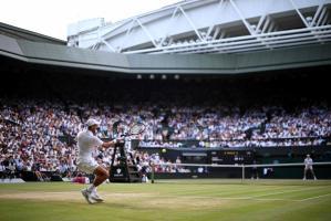 © APA/afp / HENRY NICHOLLS